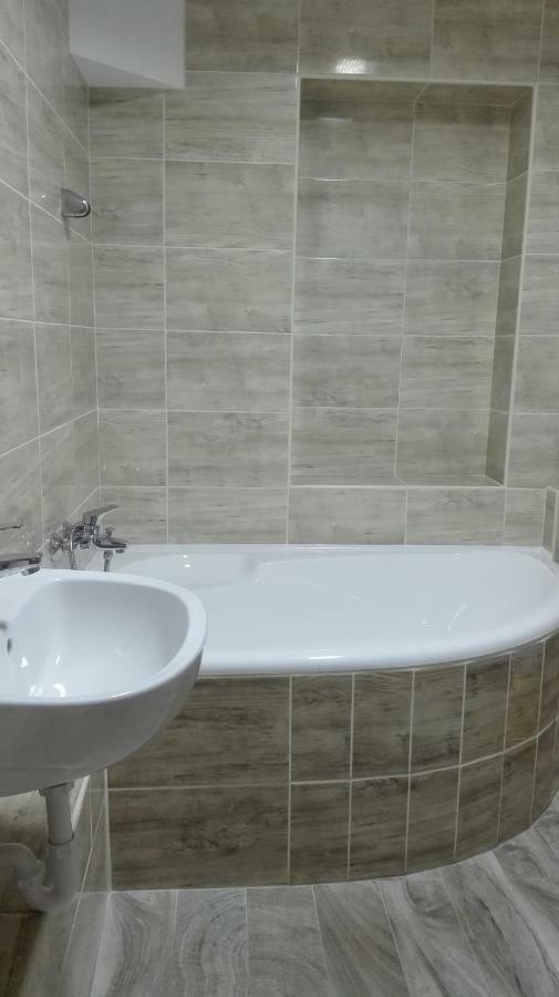 Baross Apartment *